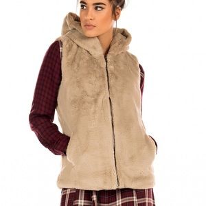 ONLY Faux Fur Hooded Waistcoat